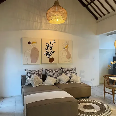 Tropical 1Br Villa Steps From The Beach